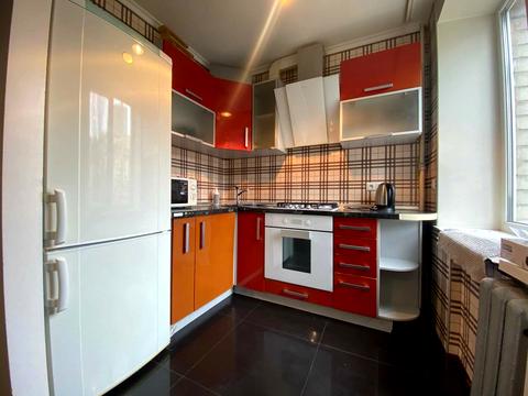 квартира за адресою Ростиславська вул. (Маршала Рибалка), 1