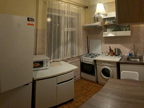 квартира за адресою Ореста Левицького вул. (Академіка Курчатова), 22