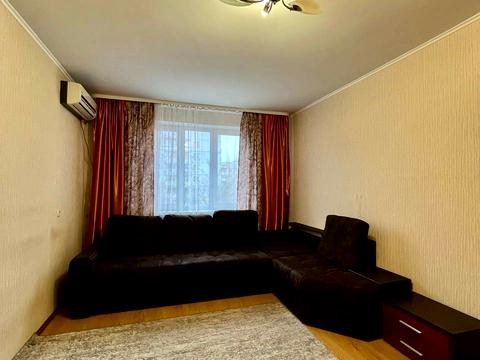 квартира по адресу Гвардейцев-Широнинцев ул., 92