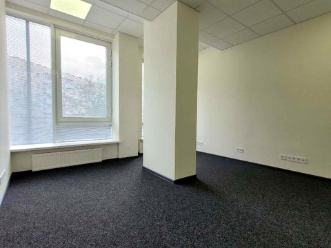 комерційна за адресою Січових Стрільців вул. (Артема), 50