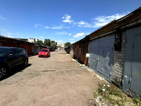 паркомісце за адресою Отамана Зеленого вул. (Россошанська), 4