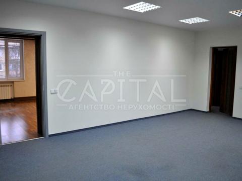 комерційна за адресою Тампере вул., 5