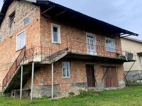 будинок за адресою Молодіжна вул., 174