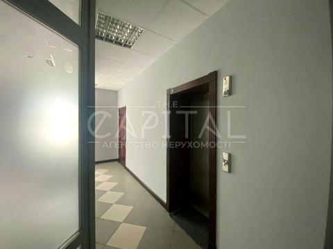 комерційна за адресою Ігорівська вул., 5