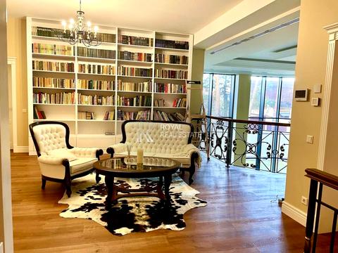 будинок за адресою горького