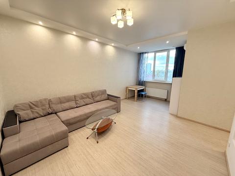 квартира за адресою Кирило-Мефодіївська вул., 2