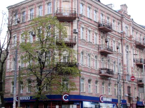 коммерческая по адресу Саксаганского ул., 84