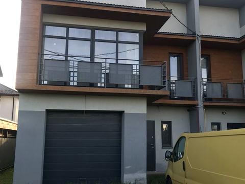 будинок за адресою Дмитра Яворницького вул.