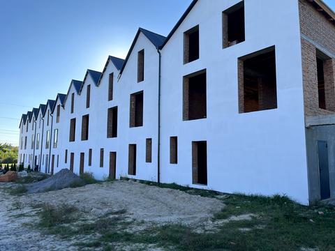 будинок за адресою Молодіжна вул.