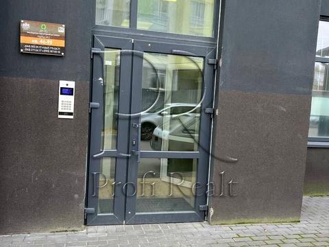 квартира по адресу Івана Богуна ул., 2