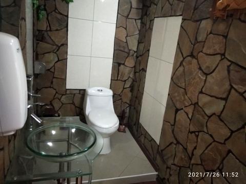 комерційна за адресою Житомирская, 86