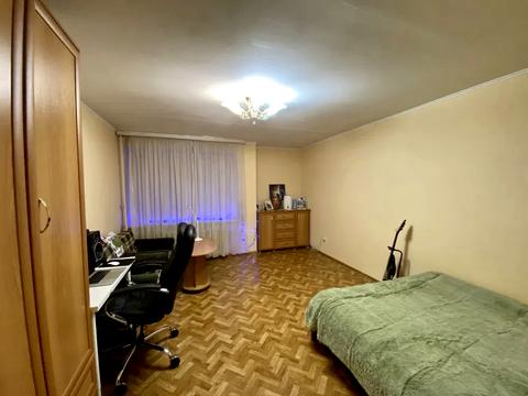 квартира за адресою Антоновича вул. (Горького), 122