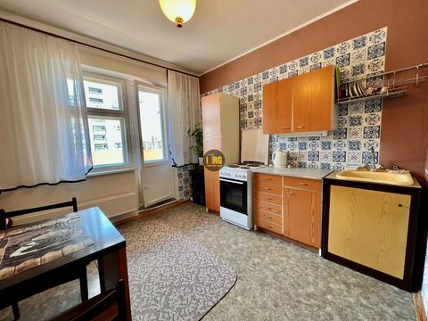 квартира по адресу Ревуцкого ул., 42-Б