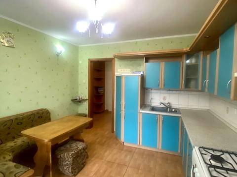 квартира за адресою Композитора Ніщинського вул., 28