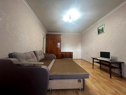 квартира по адресу Ревуцкого ул., 19/1