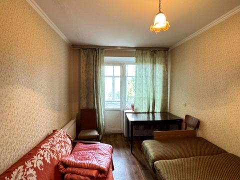 квартира за адресою Тролейбусна вул., 12