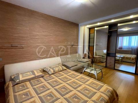 квартира за адресою Райдужна вул., 37