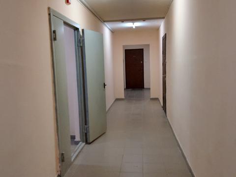 квартира за адресою Миколи Вінграновського вул., 2