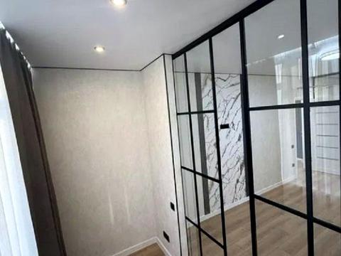квартира за адресою Перлинна вул., 8