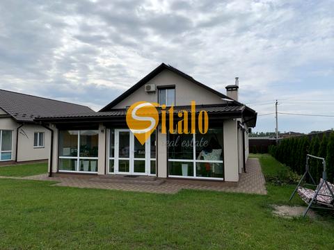 будинок за адресою Набережна