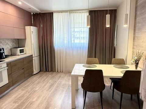 квартира за адресою Драгоманова вул., 2-Б
