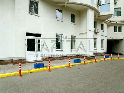 коммерческая по адресу Николая Михновского бульв. (Дружбы Народов), 14-16