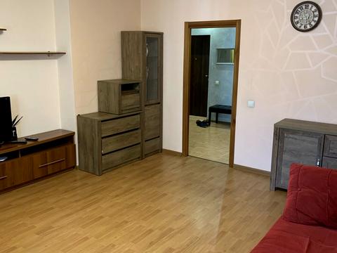 квартира по адресу Александра Мишуги ул., 12