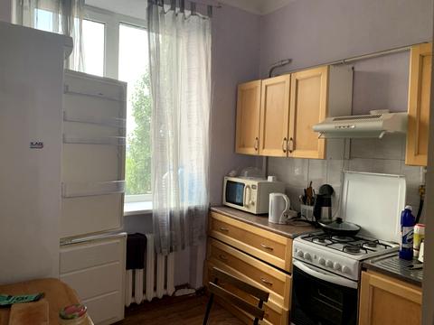 квартира за адресою Універсальна вул., 9
