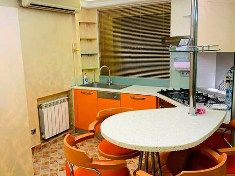 квартира по адресу Флоренции ул., 1/11