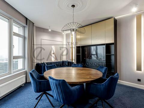 коммерческая по адресу Кловский спуск, 7a