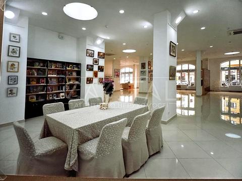 комерційна за адресою Золотоустівська вул., 55