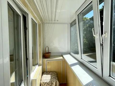 квартира за адресою Любомира Гузара просп. (Космонавта Комарова), 8