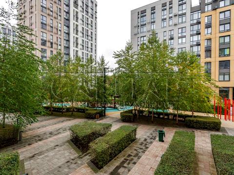 квартира за адресою Київ, Салютна вул., 2-Б