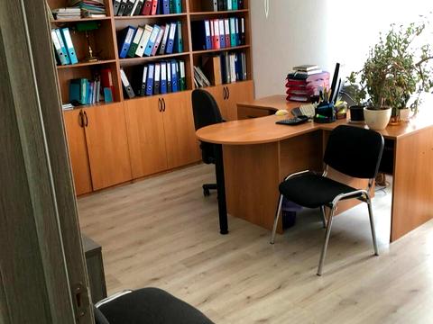 комерційна за адресою Антоновича вул. (Горького), 103
