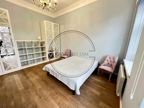 квартира за адресою Гоголівська вул., 34