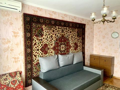 квартира за адресою Новодарницька вул., 15/1