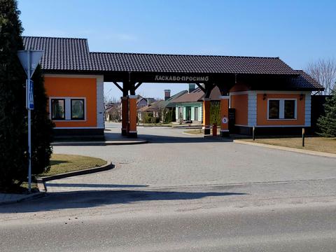 участок по адресу Київська, 1