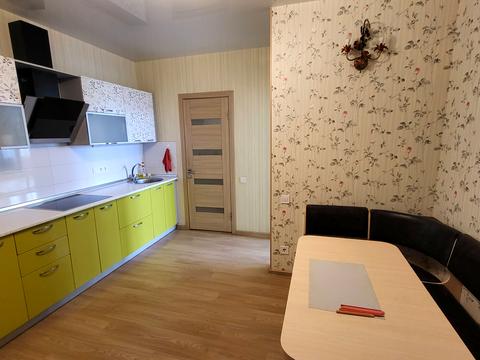 квартира за адресою Радужна вул., 1