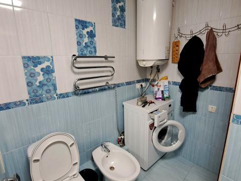 квартира за адресою вул. Лазурна, 4