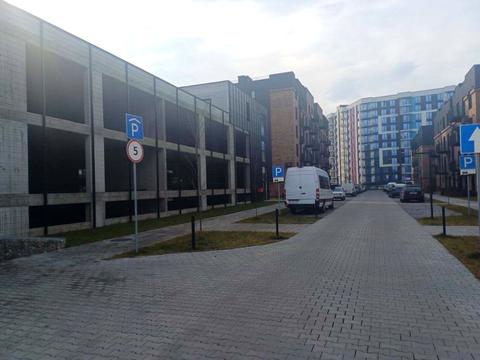 паркомісце за адресою Юліана Пелеша вул., 4