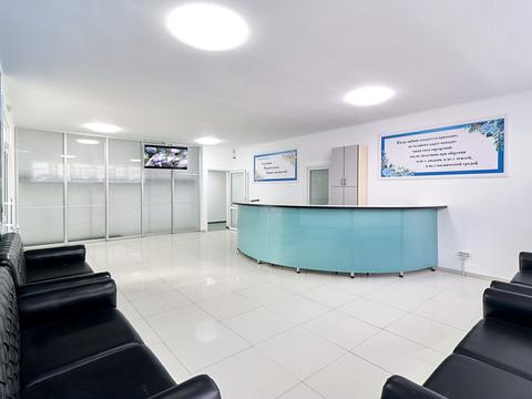 комерційна за адресою Спортивна вул., 18