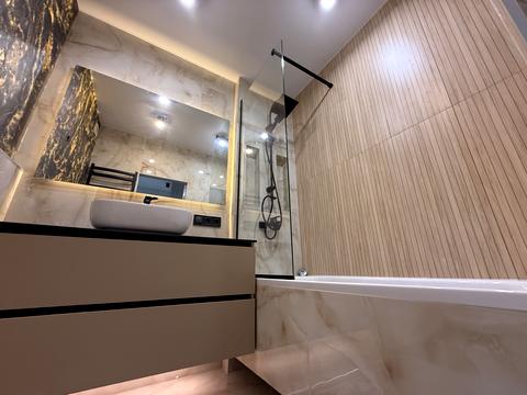 квартира за адресою Салютна вул., 2к22