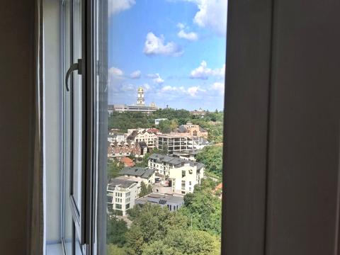 квартира за адресою Старонаводницька вул., 8-Б