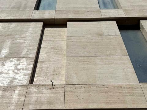 коммерческая по адресу Дорошенка, 2