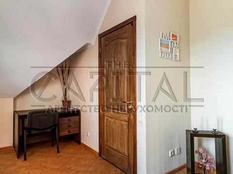 будинок за адресою Юності вул., 10