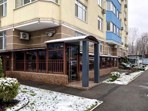 комерційна за адресою Воскресенська вул., 16-В