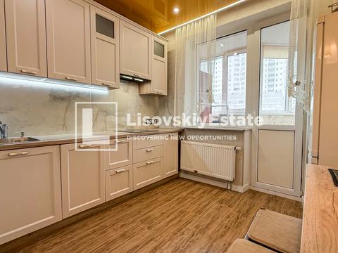 квартира по адресу Драгоманова ул., 6/1