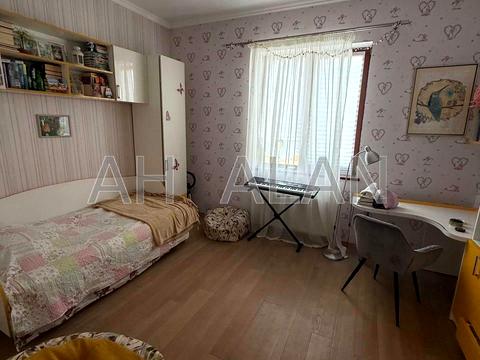 будинок за адресою 136-тя Садова вул.