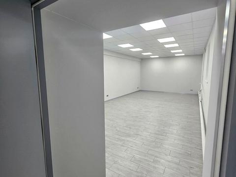 коммерческая по адресу Генерала Геннадия Воробьёва ул. (Курська), 11