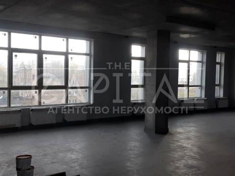 коммерческая по адресу Степана Бандеры просп. (Московський), 8